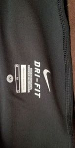 Nike dri fit capris